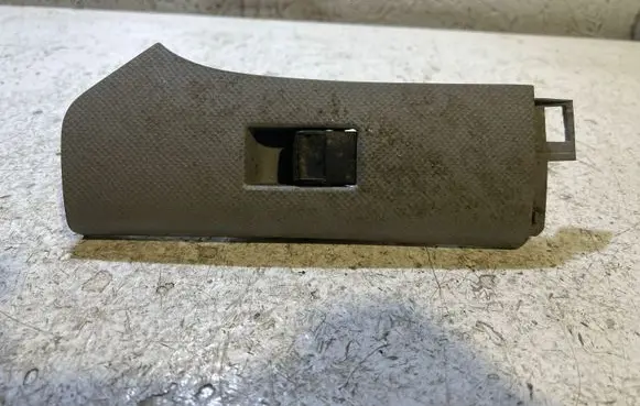 Toyota Yaris Electric window control switch 742310D090