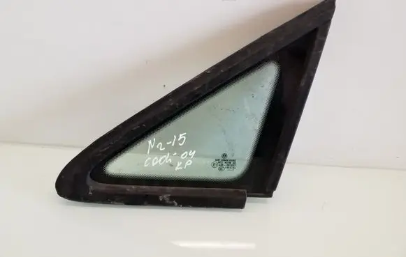Volkswagen Caddy Front door vent window glass four-door 43R001057