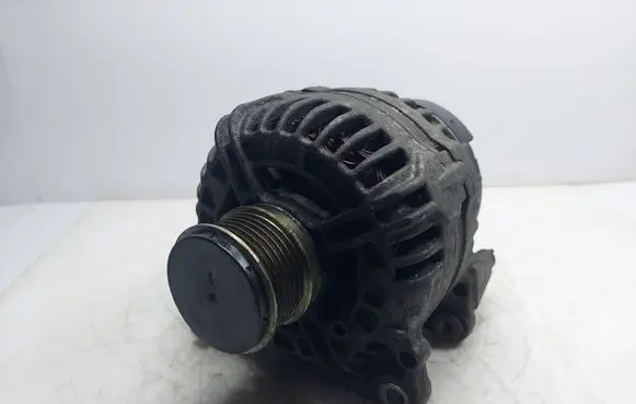 Skoda Octavia Mk2 (1Z) Generator/alternator 06F903023F 0124525091