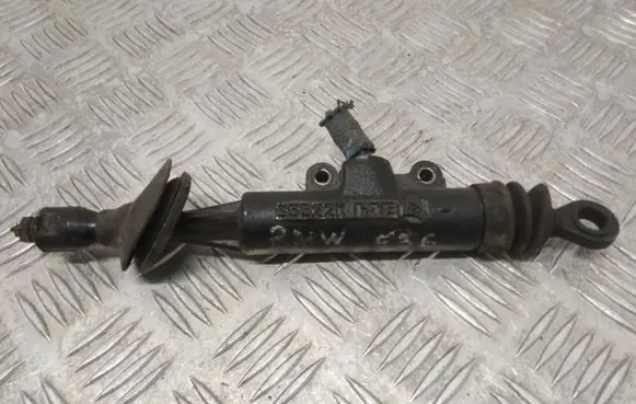 BMW 3 E36 Clutch master cylinder S5522K