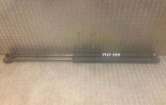 Mini One - Cooper R50 - 53 Tailgate/trunk strut/damper 6801258