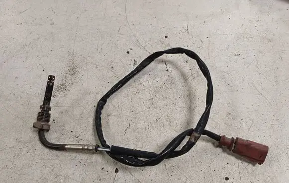 Volkswagen Tiguan Exhaust gas temperature sensor 03L906088BA