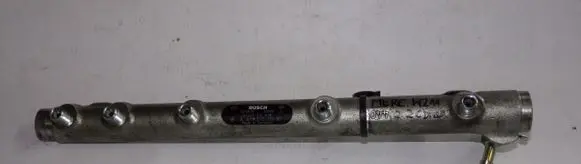 Mercedes-Benz E W211 Fuel main line pipe A6110700395