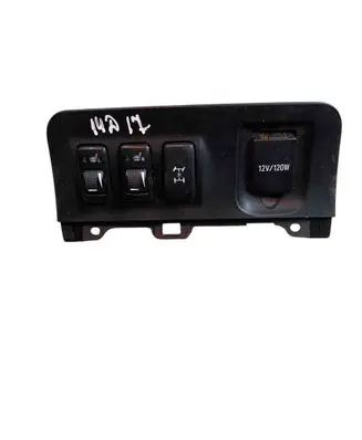Toyota Land Cruiser (J120) Seat heating switch 5883160060