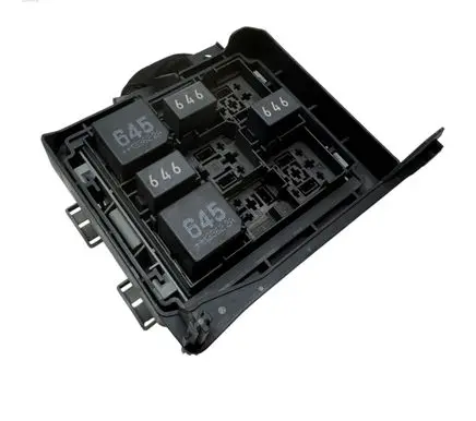 Volkswagen Touareg II Fuse module 7P0937149