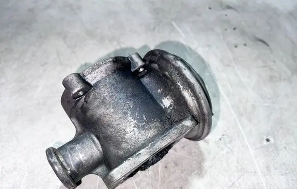 BMW 5 E60 E61 EGR valve 7804380
