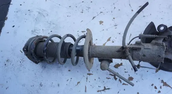 Nissan Juke I F15 Front wheel hub spindle knuckle