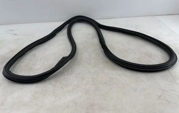 Audi A4 S4 B9 Front door rubber seal 8W0831721B