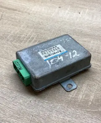 Mitsubishi Galant Other control units/modules MR285860
