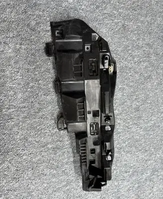 Under headlight/headlamp trim