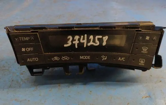 Toyota Prius (XW30) Air conditioning/heating control unit 5590047020