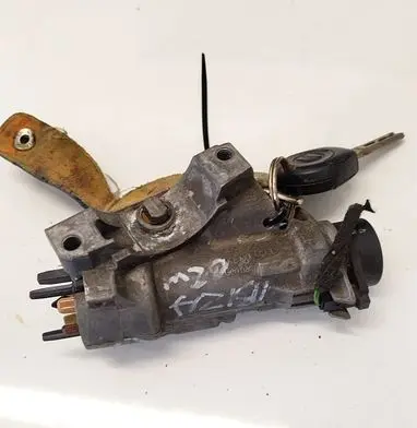 Seat Ibiza III (6L) Ignition lock 4B0905851C