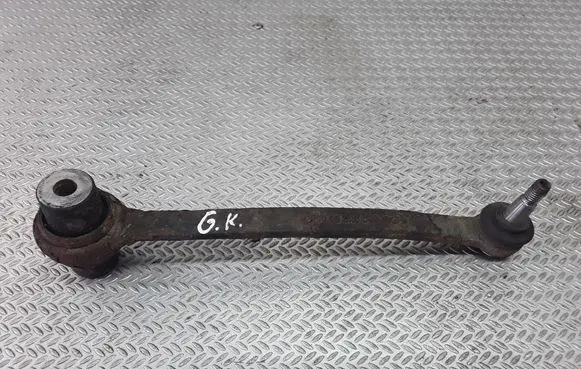 Rear control arm
