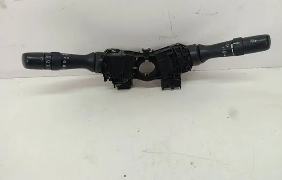 Toyota Corolla E140 E150 Wiper turn signal indicator stalk/switch 173832 17F144