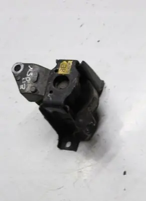Toyota Yaris Engine mount bracket FCD500