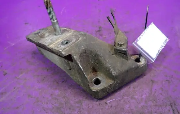 Volkswagen Sharan Gearbox mounting bracket 