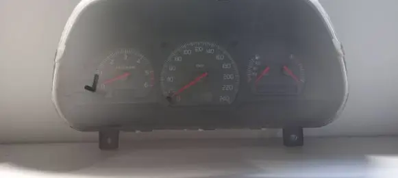 Volvo S40, V40 Speedometer (instrument cluster) 30857571 00W04D5 SW30887708A