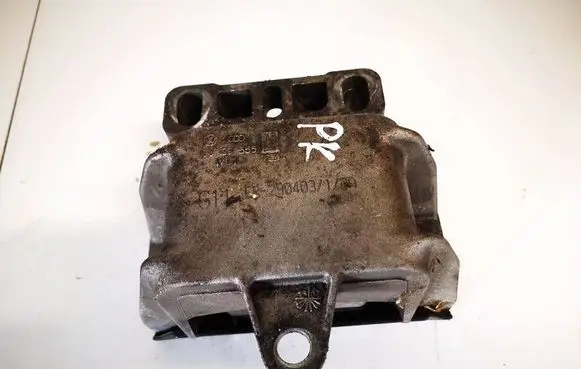 Volkswagen Bora Engine mount bracket 1j0199555al