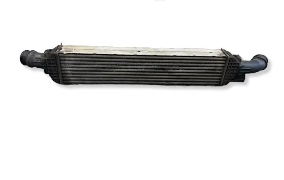 Audi Q3 8U Intercooler radiator 8U0145803B
