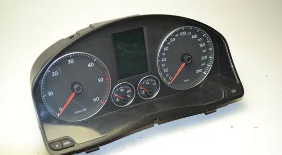 Volkswagen Jetta V Speedometer (instrument cluster) 1K0920874B
