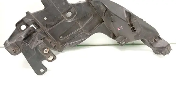 Renault Megane III Headlight/headlamp mounting bracket 622220003R