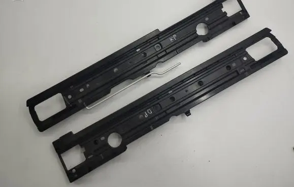 Porsche Cayenne (92A) Other trunk/boot trim element 7P0863600 7P0863599