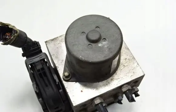 Ford S-MAX ABS Pump BG912C405AC