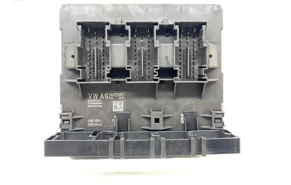 Volkswagen PASSAT B7 Comfort/convenience module 3AA937087C