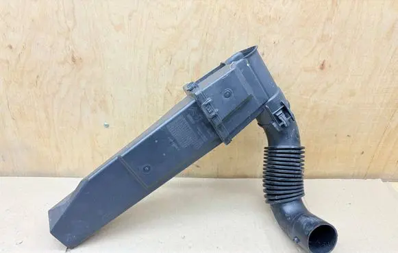 Peugeot 208 I Intake resonator 9670851680 090152 090150