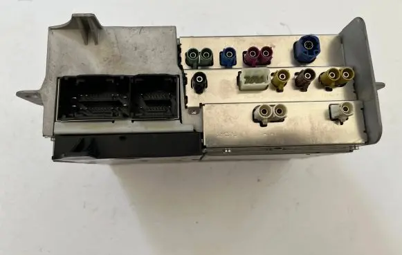 Mercedes-Benz GLC C253 Radio/GPS head unit trim A2539001509