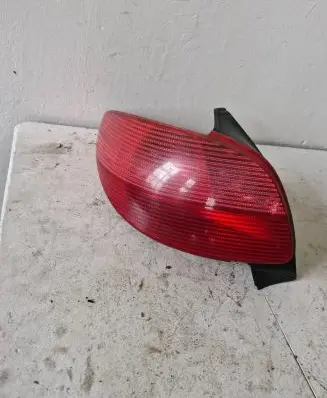 Peugeot 206 Rear/tail lights