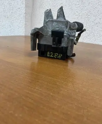 Mercedes-Benz E W210 Water pump A6111500004 E288