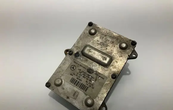 Mercedes-Benz E W211 Headlight ballast module Xenon A0028202426 5DF00827900 0028202426