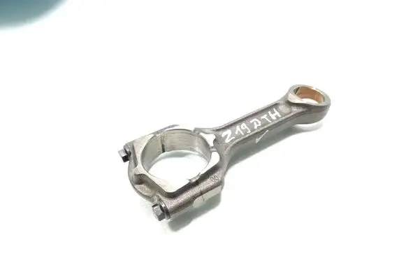 Opel Zafira B Connecting rod/conrod 