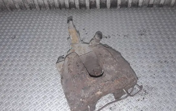 Volvo S60 Rear brake caliper