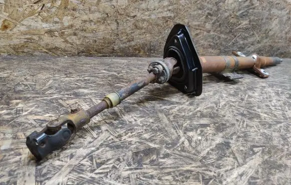 Nissan 240ZX, 280ZX, 300ZX Steering wheel axle set 