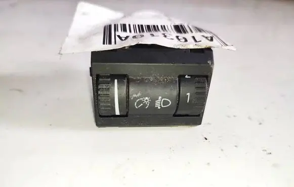 Skoda Octavia Mk2 (1Z) Headlight level height control switch