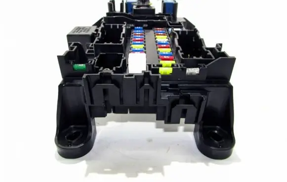 Suzuki Grand Vitara II Fuse module 0855