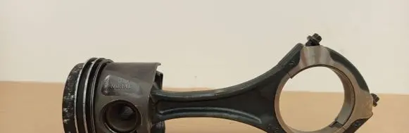 Mercedes-Benz E C207 W207 Piston with connecting rod 64230 8370 1400160