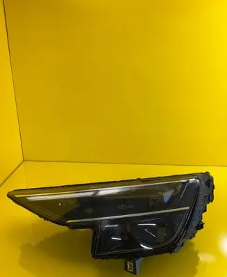 Audi Q8 Headlight/headlamp 4M8941011