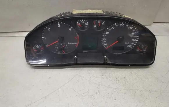 Audi A6 S6 C5 4B Speedometer (instrument cluster) 4B0919880G