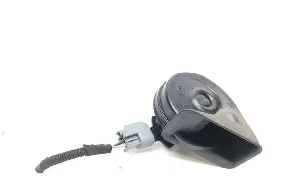 Maserati Ghibli Horn signal 670030622 22092014 2224J22
