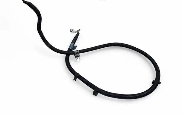 Mercedes-Benz GLA W156 X156 Positive cable (battery) A2465400508