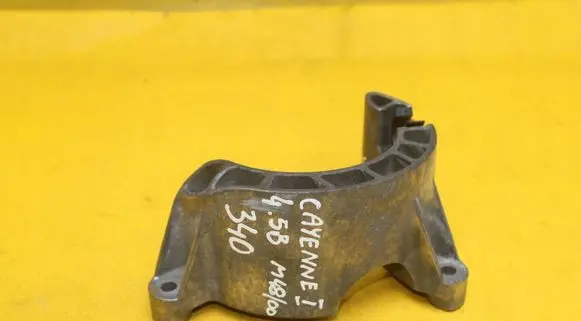 Generator/alternator bracket