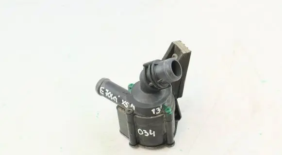 BMW X5M E70 Electric auxiliary coolant/water pump 9230233 64119230233