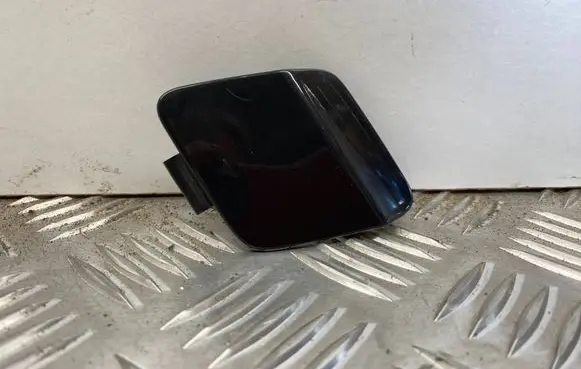 BMW 1 F20 F21 Front tow hook cap/cover 8048966