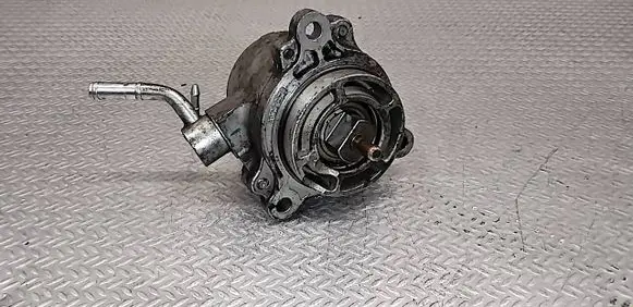 Mazda 6 Vacuum pump RF7J18G00 X2T58173