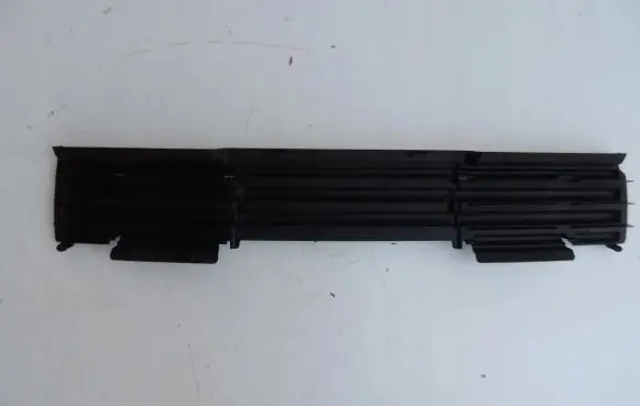 Opel Grandland X Front bumper lower grill Y00085880