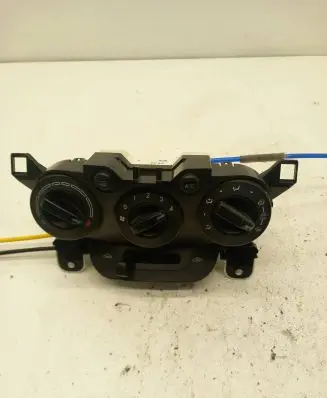 Mazda 2 Climate control/heater control trim 1F03 DP98