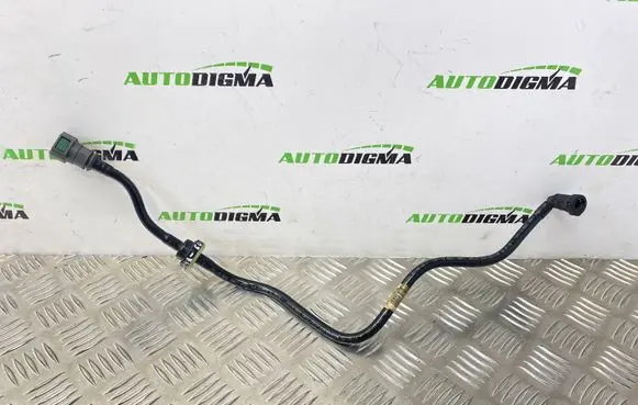 Peugeot 208 Vacuum line/pipe/hose X215100 121870